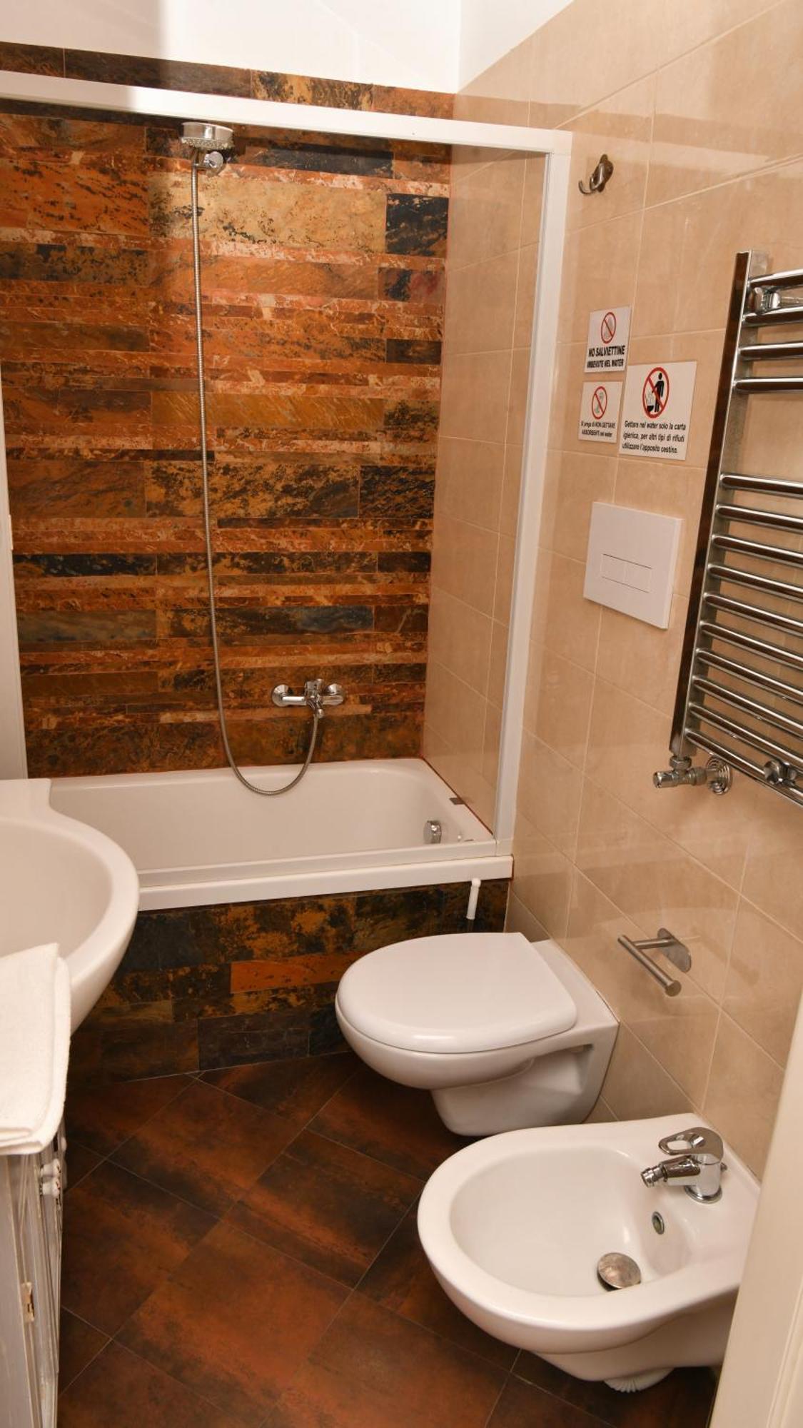 Costa Costa Rooms Sant'Egidio del Monte Albino Ngoại thất bức ảnh